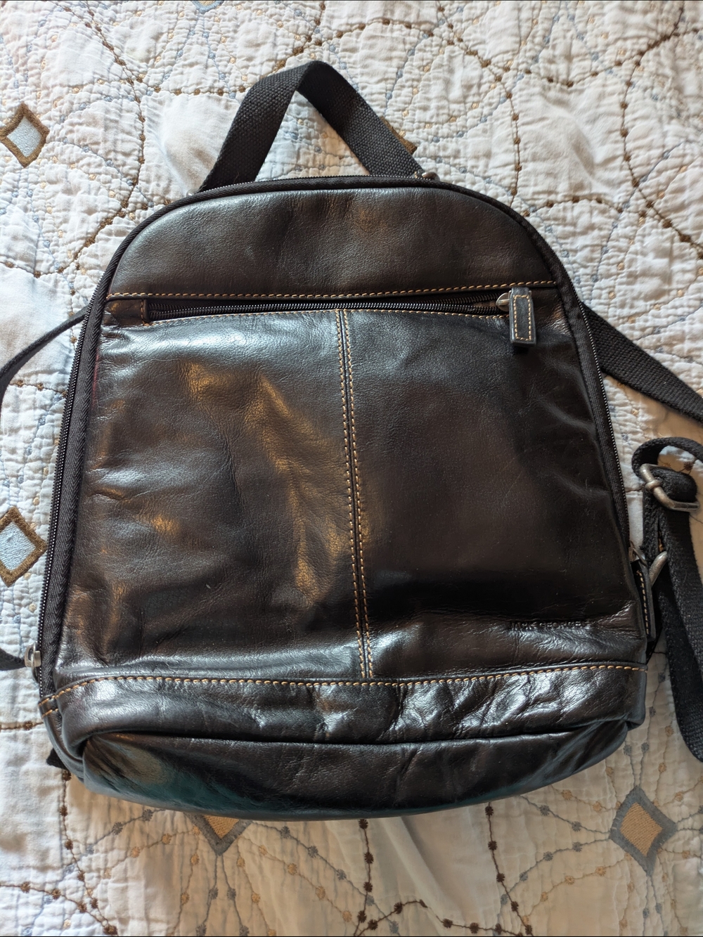 Leather Woman's Backpack - Black